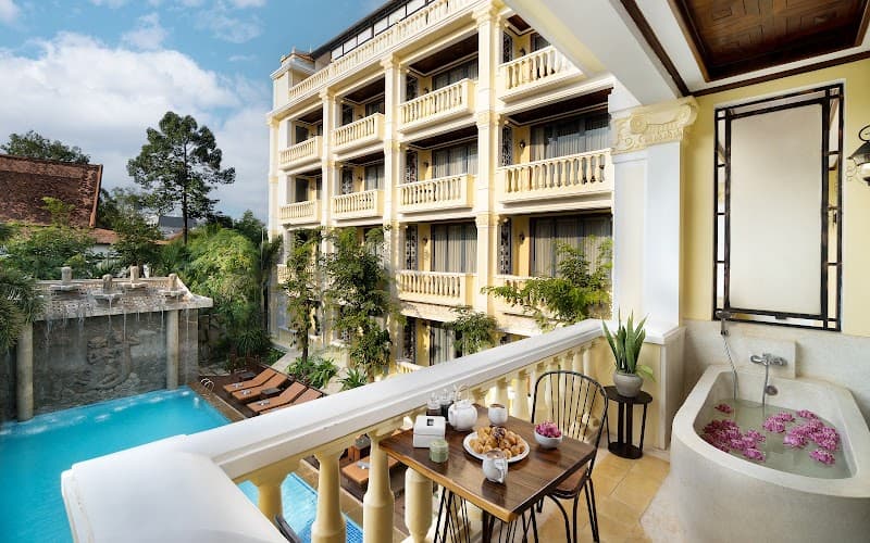 The Elephant - Siem Reap