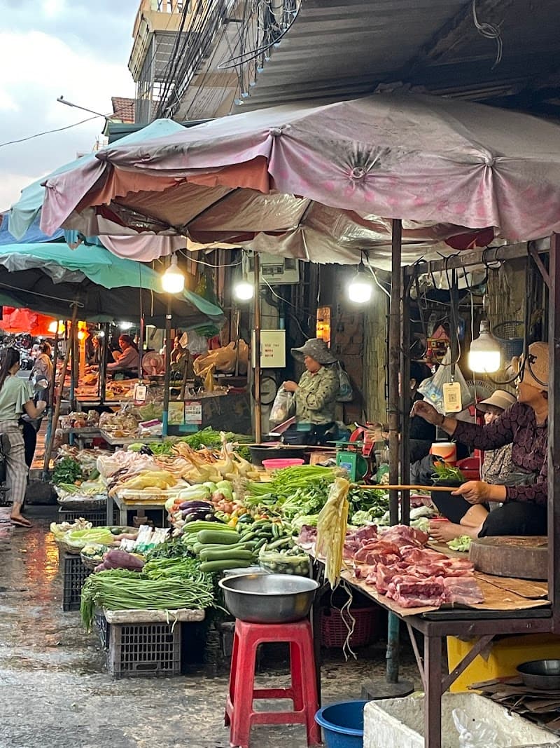 Phsar Leu Thom Tmey - Siem Reap
