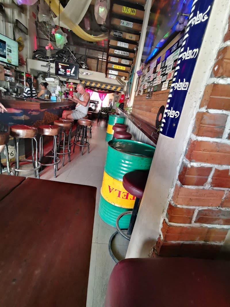 Cozy Bar - Siem Reap